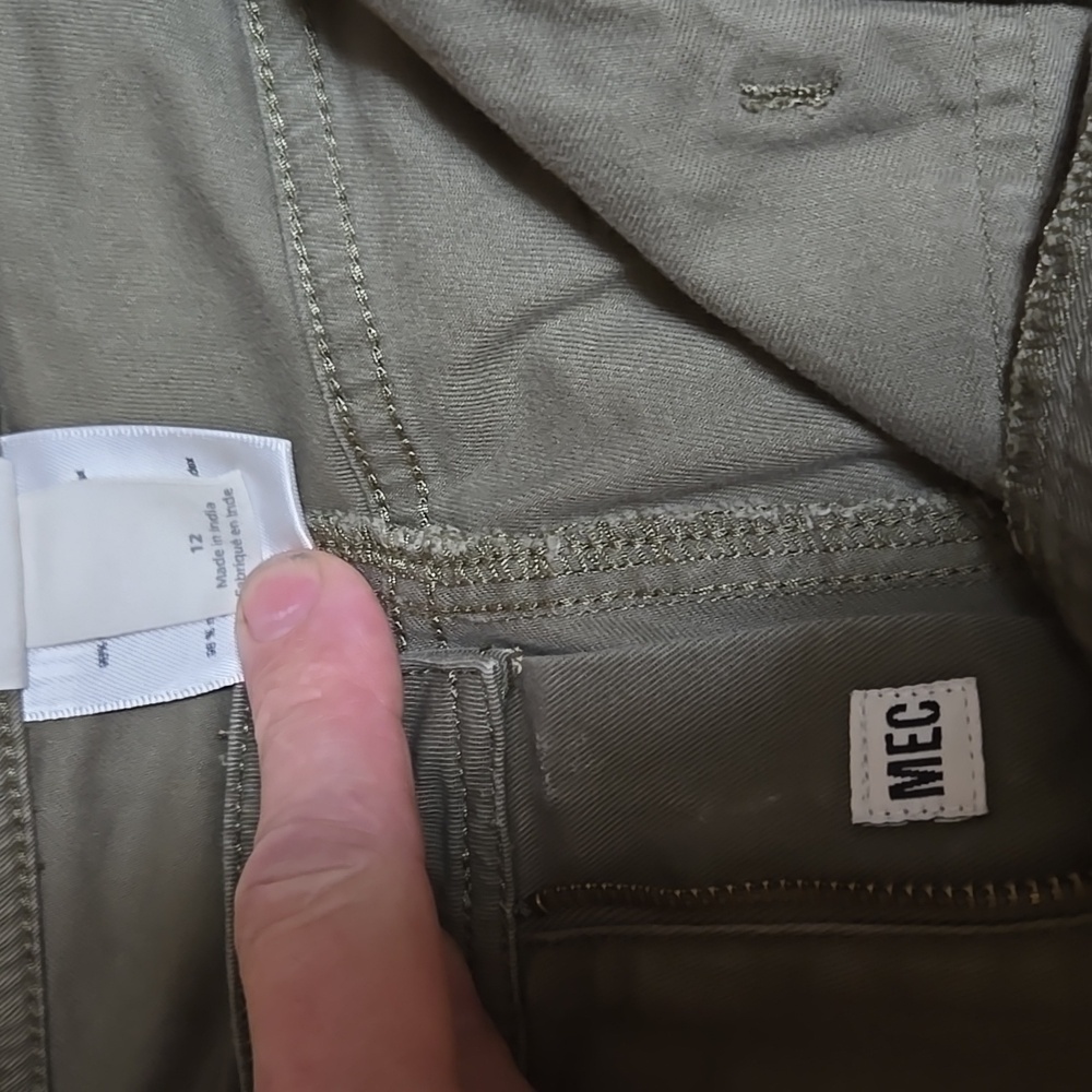 MEC Skinny Cargo Pants